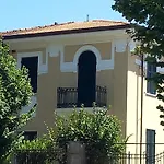 Rossana Nocleg ze śniadaniem Carrara
