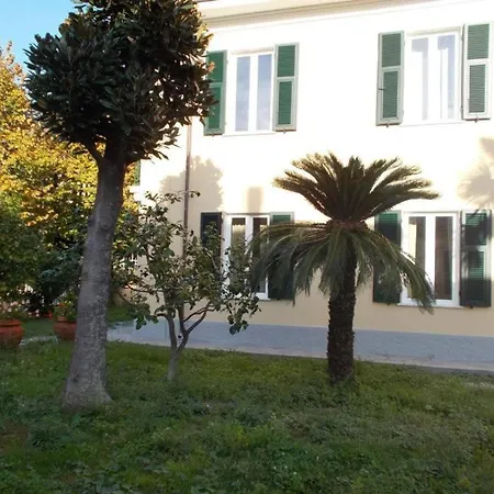 Rossana Bed & Breakfast 3*