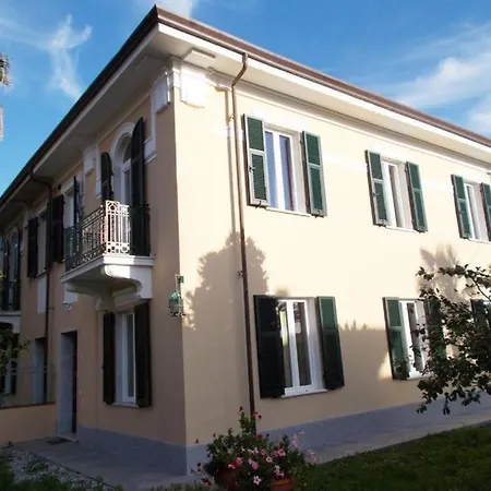Rossana 3* Carrara