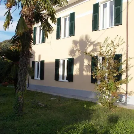 Rossana Bed and breakfast Carrara