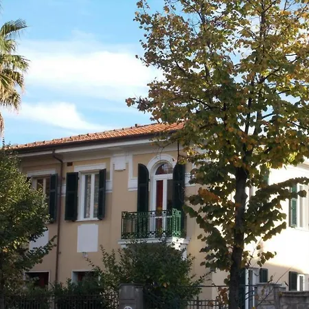 Bed & Breakfast Rossana Carrara